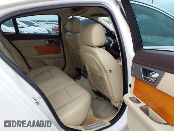 2009 Jaguar XF Luxury with VIN SAJWA05B69HR26484, listed as a IAAI auction lot 42132588 with 153,327 mi miles and . Bid and sale history available at DreamBid. Image 8.