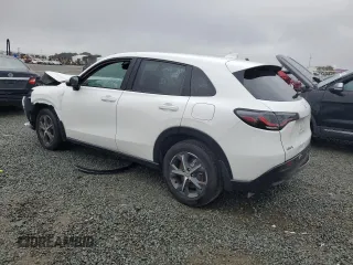 2025 Honda HR-V EX-L with VIN 3CZRZ1H71SM708756, listed as a Copart auction lot 48896755 with 5,231 mi miles and Salvage Title. Bid and sale history available at carsss.com. Image 2.