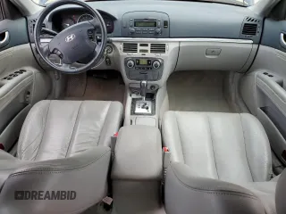 2006 Hyundai Sonata GLS z VIN 5NPEU46F16H039124, wystawiony jako Copart lot #52353015 z przebiegiem 179 950 mil mil oraz Nie do naprawy • Non repairable. Historia ofert i sprzedaży dostępna na DreamBid. Obrazek 8.