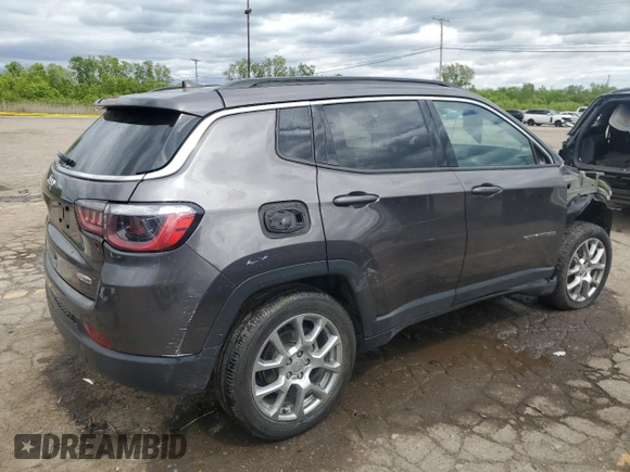 2022 Jeep Compass Latitude Lux with VIN 3C4NJDFB1NT109208, listed as a Copart auction lot 58017015 with Not provided miles and Non repairable. Bid and sale history available at DreamBid. Image 3.