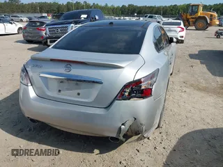 2014 Nissan Maxima S z VIN 1N4AA5AP6EC910967, wystawiony jako IAAI lot #42124722 z przebiegiem 111 986 mil mil oraz . Historia ofert i sprzedaży dostępna na DreamBid. Obrazek 16.