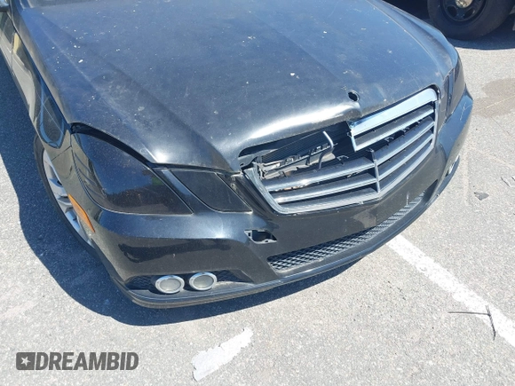 2010 Mercedes-Benz E-Class E 550 Luxury with VIN WDDHF9AB0AA136555, listed as a IAAI auction lot 42069576 with 129,775 mi miles. Bid and sale history available at carsss.com. Image 6.