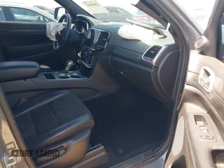 2020 Jeep Grand Cherokee Altitude with VIN 1C4RJEAG8LC391785, listed as a IAAI auction lot 42030302 with 55,622 mi miles and . Bid and sale history available at DreamBid. Image 5.