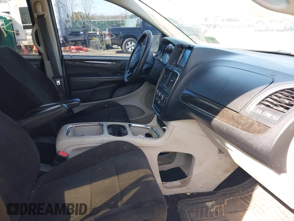 2013 Dodge Grand Caravan SXT with VIN 2C4RDGCG1DR626827, listed as a IAAI auction lot 38984754 with 224,487 mi miles and . Bid and sale history available at DreamBid. Image 5.