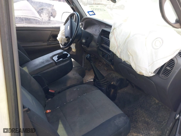 2003 Ford Ranger XL with VIN 1FTYR10U33TA50959, listed as a IAAI auction lot 41850532 with 183,436 mi miles. Bid and sale history available at carsss.com. Image 5.