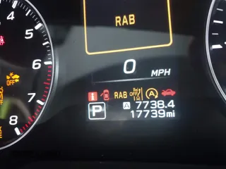 2024 Subaru Outback Onyx XT z VIN 4S4BTGLD0R3277147, wystawiony jako IAAI lot #42084047 z przebiegiem 17 739 mil mil oraz . Historia ofert i sprzedaży dostępna na DreamBid. Obrazek 15.