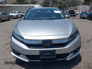2018 Honda Clarity Touring z VIN JHMZC5F31JC021516, wystawiony jako IAAI lot #42478787 z przebiegiem 87 519 mil mil oraz . Historia ofert i sprzedaży dostępna na DreamBid. Obrazek 11.