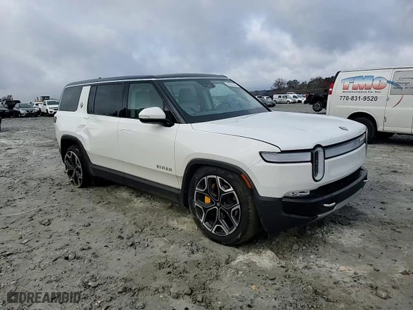 2023 Rivian R1S Launch Edition with VIN 7PDSGABL9PN000392, listed as a Copart auction lot 82222234 with 0 mi miles and Salvage Title. Bid and sale history available at carsss.com. Image 11.