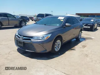 2017 Toyota Camry XLE with VIN 4T1BF1FK9HU734223, listed as a IAAI auction lot 39601554 with 61,147 mi miles. Bid and sale history available at carsss.com. Image 2.