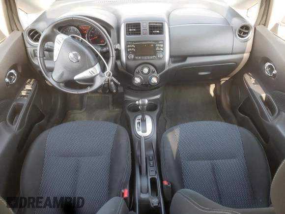 2014 Nissan Note S Plus z VIN 3N1CE2CP0EL404304, wystawiony jako Copart lot #59037675 z przebiegiem 82 255 mil mil oraz Szkoda całkowita • Salvage title. Historia ofert i sprzedaży dostępna na DreamBid. Obrazek 8.