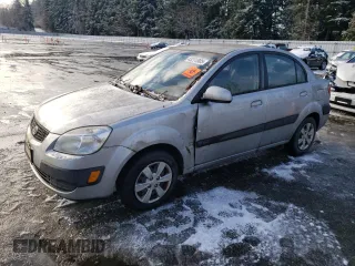 2008 Kia Rio LX with VIN KNADE123186392136, listed as a Copart auction lot 43274905 with 124,690 mi miles and Clean Title. Bid and sale history available at carsss.com. Image 1.