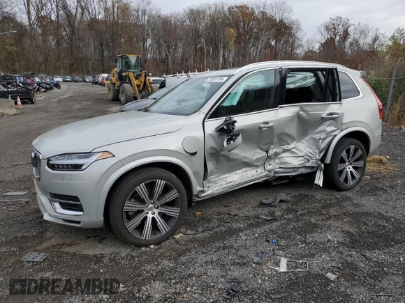 2021 Volvo XC90 Inscription Expression with VIN YV4BR0CL6M1747927, listed as a Copart auction lot 79391754 with 62,975 mi miles and Salvage Title. Bid and sale history available at carsss.com. Image 1.