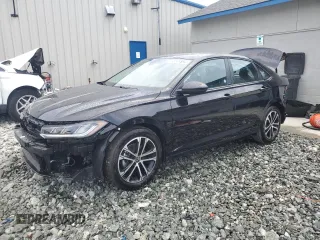 2025 Volkswagen Jetta Sport z VIN 3VWBX7BU4SM051592, wystawiony jako Copart lot #55565125 z przebiegiem 4 076 mil mil oraz Nie do naprawy • Non repairable. Historia ofert i sprzedaży dostępna na DreamBid. Obrazek 1.