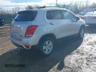 2019 Chevrolet Trax LT z VIN KL7CJLSBXKB962501, wystawiony jako IAAI lot #41446135 z przebiegiem 134 864 mil mil oraz . Historia ofert i sprzedaży dostępna na DreamBid. Obrazek 4.