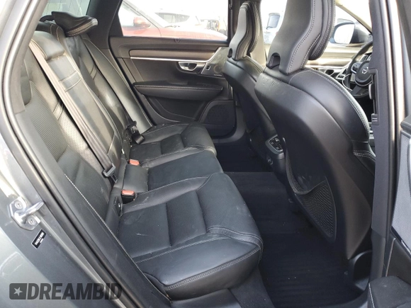 2020 Volvo V90 z VIN YV4A22NL1L1102688, wystawiony jako Copart lot #85409584 z przebiegiem 106 207 mil mil oraz Szkoda całkowita • Salvage title. Historia ofert i sprzedaży dostępna na DreamBid. Obrazek 10.