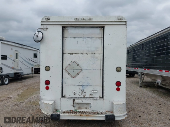 1986 Ford Econoline Cargo with VIN 1FCJE39H9GHC37114, listed as a IAAI auction lot 42030558 with 315,104 mi miles and . Bid and sale history available at DreamBid. Image 16.