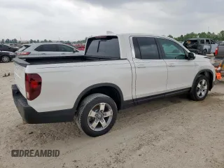 2025 Honda Ridgeline RTL z VIN 5FPYK3F53SB012947, wystawiony jako Copart lot #57884085 z przebiegiem 3 362 mil mil oraz Szkoda całkowita • Salvage title. Historia ofert i sprzedaży dostępna na DreamBid. Obrazek 3.