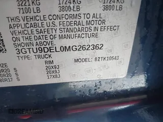 2021 GMC Sierra 1500 SLT z VIN 3GTU9DEL0MG262362, wystawiony jako IAAI lot #41433392 z przebiegiem 69 713 mil mil oraz . Historia ofert i sprzedaży dostępna na DreamBid. Obrazek 9.