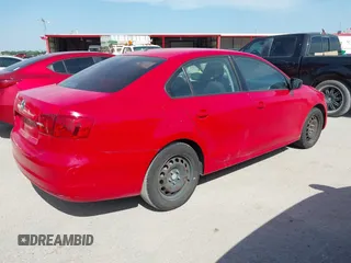 2012 Volkswagen Jetta S с VIN 3VW2K7AJ2CM346570, выставлен на аукционе IAAI как лот 42265230 с пробегом 171 919 миль миль и . История ставок и продаж доступна на DreamBid. Изображение 4.