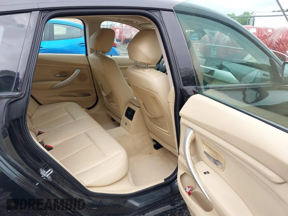 2014 BMW 3 Series 328i Gran Turismo xDrive с VIN WBA3X5C5XED556214, выставлен на аукционе IAAI как лот 42123796 с пробегом 102 159 миль миль и . История ставок и продаж доступна на DreamBid. Изображение 8.