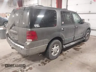 2004 Ford Expedition Special Service with VIN 1FMPU15L74LA92803, listed as a IAAI auction lot 41540002 with 312,510 mi miles. Bid and sale history available at carsss.com. Image 4.