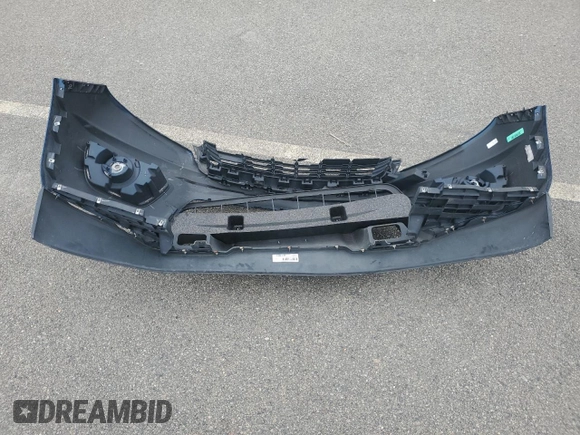 2019 Chevrolet Colorado 4WD Z71 with VIN 1GCGTDEN1K1361851, listed as a Copart auction lot 60630195 with 81,039 mi miles and Salvage title. Bid and sale history available at DreamBid. Image 12.