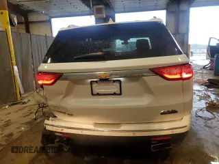 2018 Chevrolet Traverse High Country z VIN 1GNEVKKW4JJ188433, wystawiony jako Copart lot #56977335 z przebiegiem 87 038 mil mil oraz Szkoda całkowita • Salvage title. Historia ofert i sprzedaży dostępna na DreamBid. Obrazek 6.