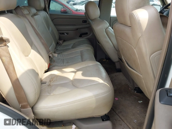 2005 Chevrolet Tahoe LT z VIN 1GNEC13T85J124339, wystawiony jako IAAI lot #41911723 z przebiegiem 353 205 mil mil oraz . Historia ofert i sprzedaży dostępna na DreamBid. Obrazek 8.