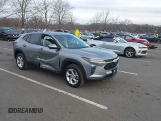 2025 Chevrolet Trax LS with VIN KL77LFEP3SC100705, listed as a IAAI auction lot 41488541 with 7,410 mi miles and . Bid and sale history available at DreamBid. Image 1.