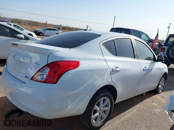 2014 Nissan Versa SV with VIN 3N1CN7AP6EL818719, listed as a IAAI auction lot 41958349 with 71,208 mi miles. Bid and sale history available at carsss.com. Image 12.