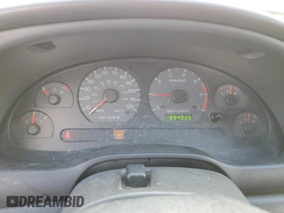 2001 Ford Mustang Deluxe with VIN 1FAFP44401F230975, listed as a Copart auction lot 45358645 with 189,402 mi miles and Salvage Title. Bid and sale history available at carsss.com. Image 9.