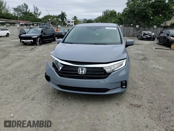 2024 Honda Odyssey Elite with VIN 5FNRL6H96RB004072, listed as a Copart auction lot 42654965 with 4,727 mi miles and Salvage Title. Bid and sale history available at carsss.com. Image 11.