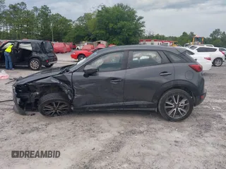 2017 Mazda CX-3 Touring z VIN JM1DKDC7XH0173046, wystawiony jako IAAI lot #42378951 z przebiegiem 223 122 mil mil oraz . Historia ofert i sprzedaży dostępna na DreamBid. Obrazek 13.