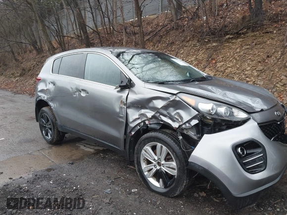 2017 Kia Sportage LX with VIN KNDPMCAC8H7173202, listed as a IAAI auction lot 41938786 with 80,022 mi miles and . Bid and sale history available at carsss.com. Image 6.