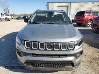 2022 Jeep Compass Latitude с VIN 3C4NJDBB8NT106246, выставлен на аукционе Copart как лот 55585645 с пробегом Не указан миль и Чистый • Clean title. История ставок и продаж доступна на DreamBid. Изображение 5.