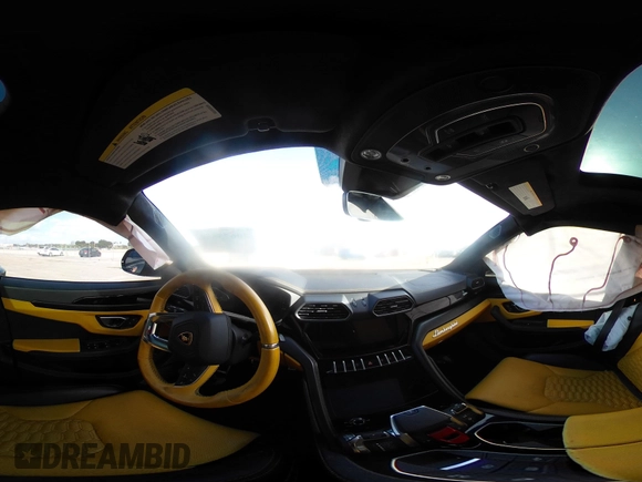 2022 Lamborghini Urus z VIN ZPBUA1ZL3NLA18265, wystawiony jako IAAI lot #40675659 z przebiegiem 46 439 mil mil oraz . Historia ofert i sprzedaży dostępna na DreamBid. Obrazek 18.