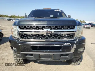 2010 Chevrolet Silverado 3500HD DRW LTZ with VIN 1GC7K1B67AF127228, listed as a Copart auction lot 79839634 with 192,563 mi miles and Salvage Title. Bid and sale history available at carsss.com. Image 5.