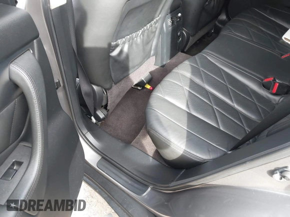 2010 Infiniti FX35 with VIN JN8AS1MW6AM850569, listed as a IAAI auction lot 41595154 with 131,712 mi miles. Bid and sale history available at carsss.com. Image 7.