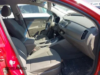 2011 Kia Sportage EX with VIN KNDPC3A22B7013561, listed as a IAAI auction lot 41785301 with 136,498 mi miles and . Bid and sale history available at carsss.com. Image 5.