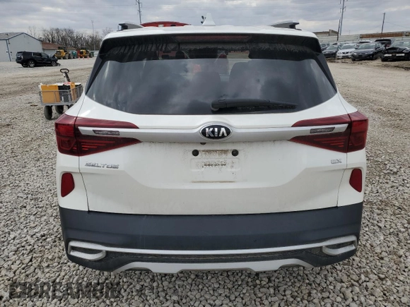 2021 Kia Seltos EX with VIN KNDERCAA1M7228820, listed as a Copart auction lot 50315725 with 44,061 mi miles and Salvage Title. Bid and sale history available at carsss.com. Image 6.
