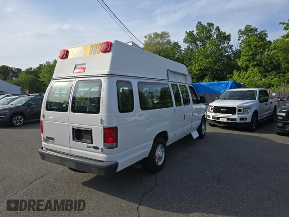2014 Ford Econoline Cargo Commercial z VIN 1FTNS2EWXEDA97118, wystawiony jako Copart lot #61489445 z przebiegiem 79 271 mil mil oraz Czysty tytuł • Clean title. Historia ofert i sprzedaży dostępna na DreamBid. Obrazek 4.