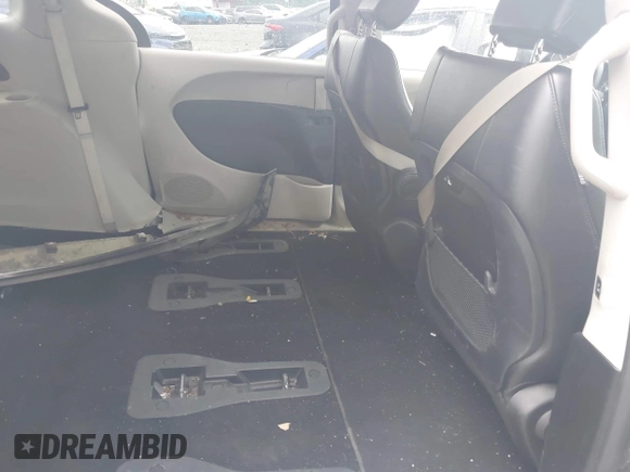 2023 Chrysler Pacifica Hybrid Touring L with VIN 2C4RC1L72PR540902, listed as a IAAI auction lot 42151047 with Not Provided miles and . Bid and sale history available at DreamBid. Image 8.