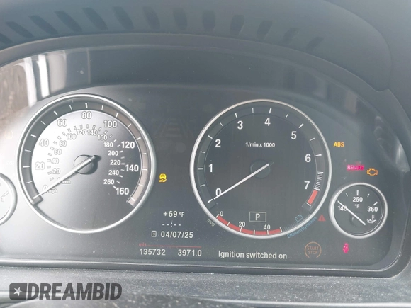 2011 BMW 5 Series 528i with VIN WBAFR1C59BDV76532, listed as a IAAI auction lot 41976374 with 135,732 mi miles and . Bid and sale history available at carsss.com. Image 7.