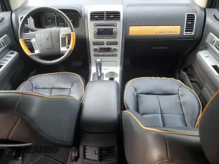 2010 Lincoln MKX with VIN 2LMDJ8JC9ABJ30736, listed as a Copart auction lot 71791594 with 116,083 mi miles and Salvage Title. Bid and sale history available at carsss.com. Image 8.