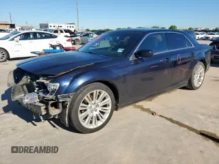 2012 Chrysler 300 z VIN 2C3CCAAG1CH166537, wystawiony jako Copart lot #56309385 z przebiegiem 174 478 mil mil oraz Szkoda całkowita • Salvage title. Historia ofert i sprzedaży dostępna na DreamBid. Obrazek 1.