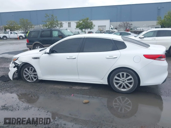 2016 Kia Optima LX with VIN 5XXGT4L30GG049534, listed as a IAAI auction lot 41770579 with 94,257 mi miles. Bid and sale history available at carsss.com. Image 15.