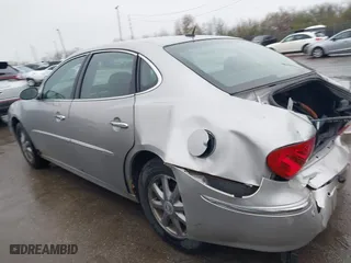 2007 Buick LaCrosse CXL with VIN 2G4WD582471197279, listed as a IAAI auction lot 41882404 with 117,547 mi miles. Bid and sale history available at carsss.com. Image 15.