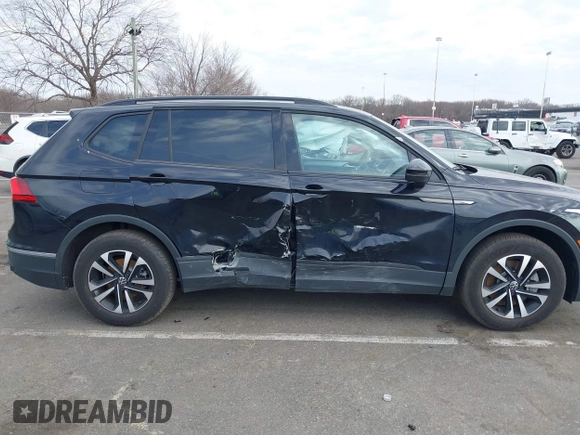2024 Volkswagen Tiguan S with VIN 3VVFB7AX2RM116756, listed as a IAAI auction lot 41780253 with 9,743 mi miles and . Bid and sale history available at DreamBid. Image 6.