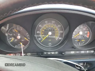 1988 Mercedes-Benz 560 560SL with VIN WDBBA48D3JA086077, listed as a Copart auction lot 77017824 with 169,123 mi miles and Salvage Title. Bid and sale history available at carsss.com. Image 9.