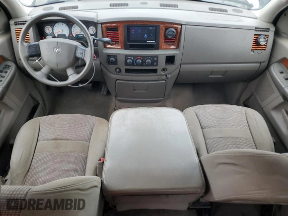 2006 Dodge 1500 SLT z VIN 1D7HU18N06S679929, wystawiony jako Copart lot #49530535 z przebiegiem 179 744 mil mil oraz Szkoda całkowita • Salvage title. Historia ofert i sprzedaży dostępna na DreamBid. Obrazek 8.